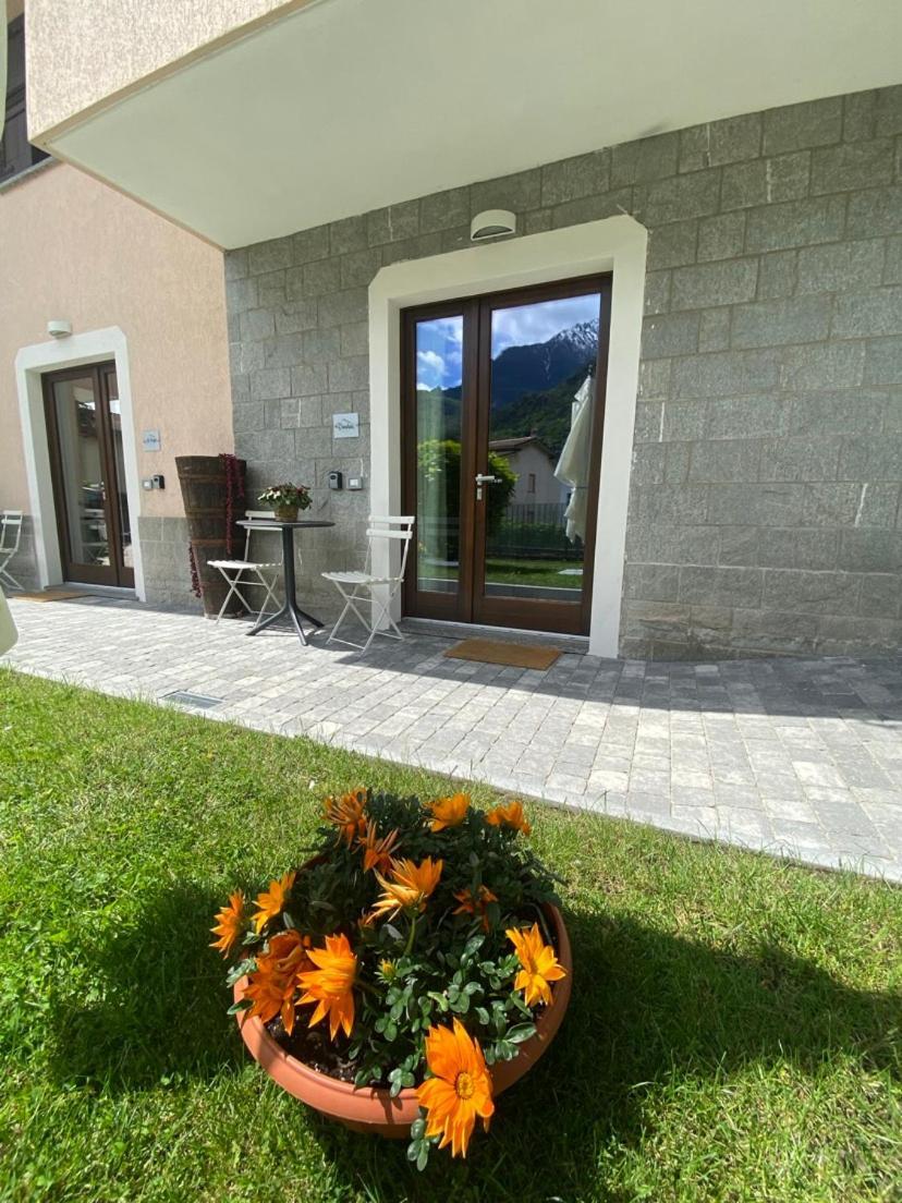 Casa Vacanze La Brenta Chiavenna Szoba fotó