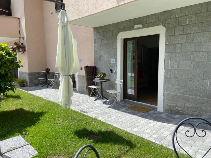 Casa Vacanze La Brenta Chiavenna Szoba fotó