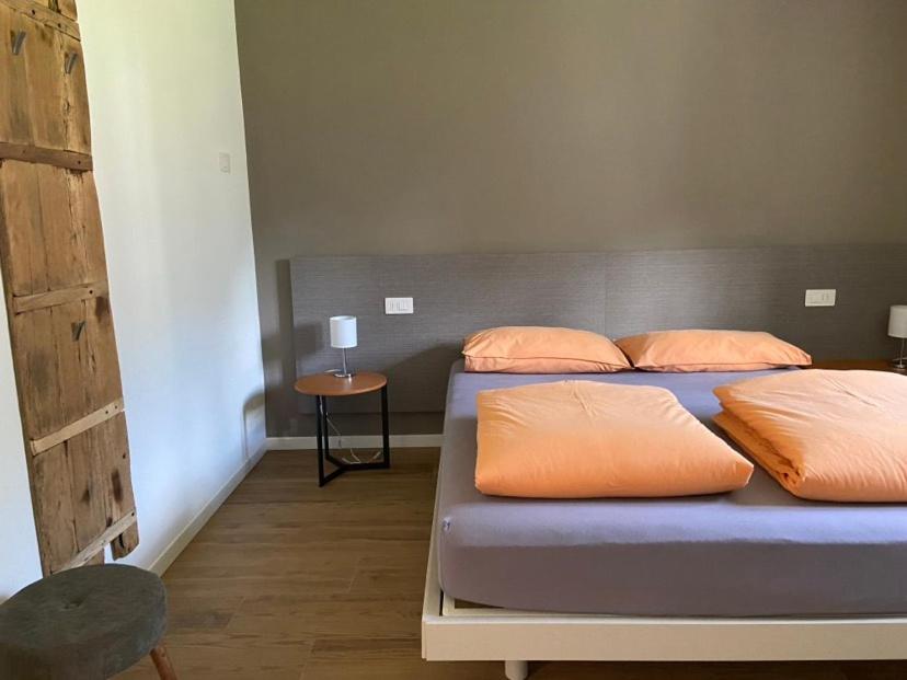 Casa Vacanze La Brenta Chiavenna Szoba fotó